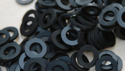 如何保養(yǎng)四氟橡膠平墊片?